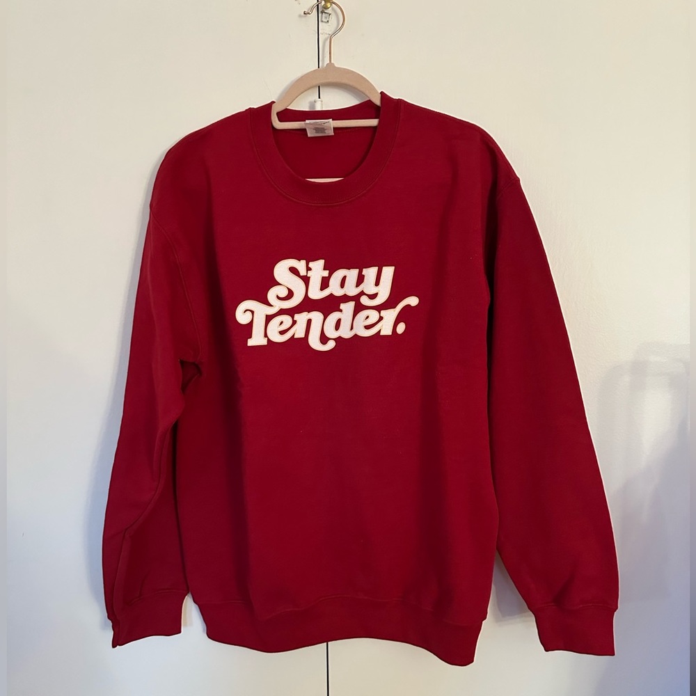 NWOT Retro graphic sweatshirt Stay Tender unisex